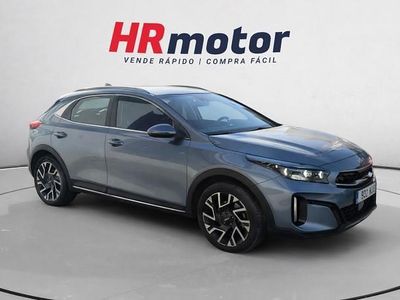 Usado Kia XCeed 141 CV (103 kW) 2022 Gris SUV