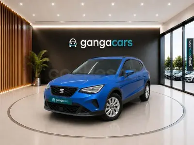 Usado Seat Arona Style 110 CV (80 kW) 2023 Azul SUV