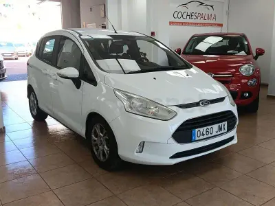 Usado Ford B-MAX Trend 95 CV (69 kW) 2016 Blanco Monovolumen