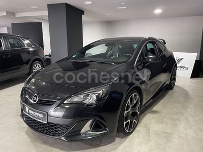 Negro Usado 2013 Opel Astra GTC OPC Berlina | 16.990 €