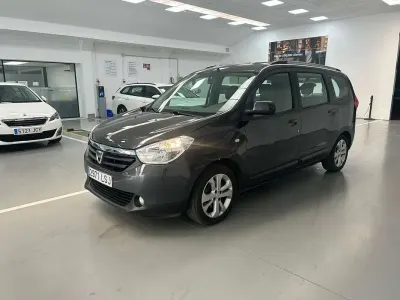 Usado Dacia Lodgy Lauréate 110 CV (80 kW) 2014 Blanco Monovolumen