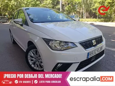 Usado Seat Ibiza Style 95 CV (69 kW) 2018 Blanco Utilitario