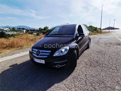 Usado Mercedes B180