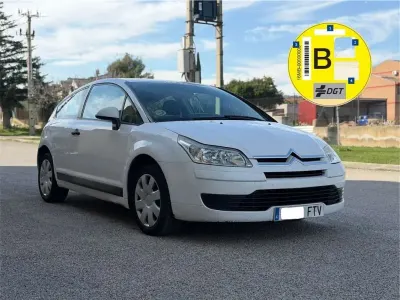 Usado Citroën C4 109 CV (80 kW) 2007 Blanco Coupe