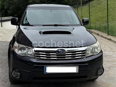 Usado Subaru Forester 147 CV (108 kW) 2010 Negro SUV