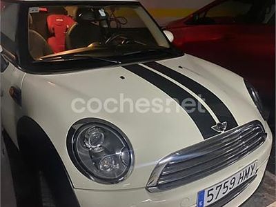 Usado Mini Cooper D 111 CV (81 kW) 2012 Beige Utilitario