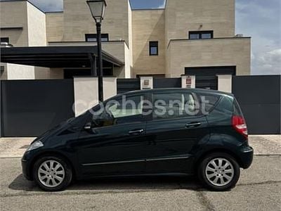 Begagnad Mercedes A180 Elegance 109 HK (80 kW) 2005 Grön Minibuss