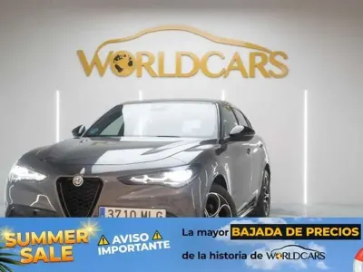 Usado Alfa Romeo Stelvio Veloce 209 CV (153 kW) 2023 Gris SUV