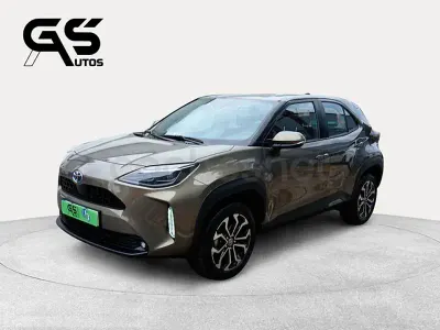 Usado Toyota Yaris Cross Active 116 CV (85 kW) 2024 Marrón SUV