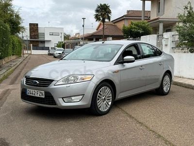 Usado Ford Mondeo Titanium 140 CV (102 kW) 2008 Gris / plata Berlina