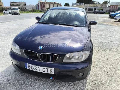 Usado BMW 118 143 CV (105 kW) 2010 Gris / plata Utilitario