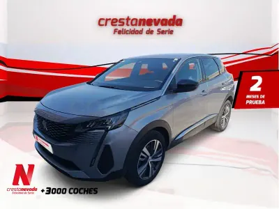 Usado Peugeot 3008 Allure 130 CV (95 kW) 2024 Gris / plata SUV