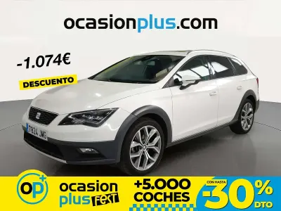 Usado Seat Leon 4Drive 150 CV (110 kW) 2016 Blanco Familiar