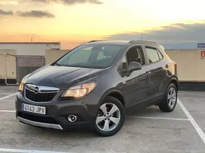 Usado Opel Mokka Excellence 140 CV (102 kW) 2016 Beige SUV