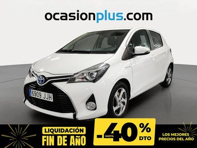 Blanco Usado 2015 Toyota Yaris Hybrid Active Utilitario | 11.019 € (Un poco caro)