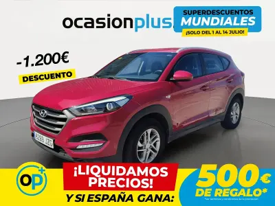 Usado Hyundai Tucson 115 CV (84 kW) 2017 Rojo SUV