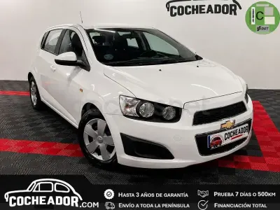 Usado Chevrolet Aveo LS 86 CV (63 kW) 2012 Blanco Berlina