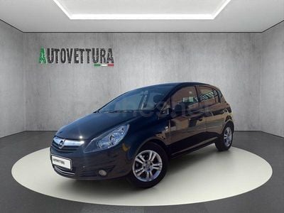 Usado Opel Corsa 75 CV (55 kW) 2010 Negro Utilitario
