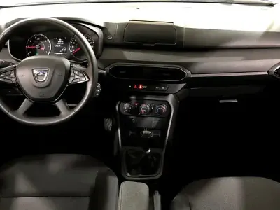 Usado Dacia Sandero Essentiel 90 CV (66 kW) 2022 Negro Berlina