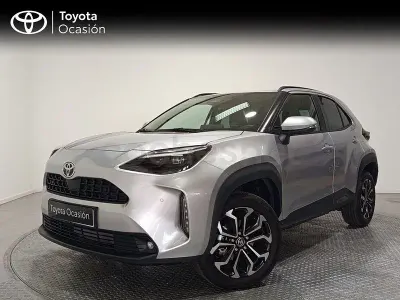 Usado Toyota Yaris Cross Active 116 CV (85 kW) 2025 Gris / plata SUV