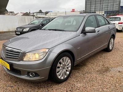 Usado 2009 Mercedes C220 Elegance Berlina | 9290 € (Precio justo)