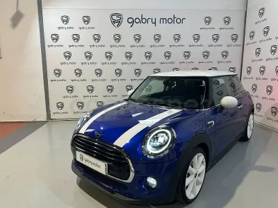 Usado Mini Cooper D 116 CV (85 kW) 2019 Azul Utilitario