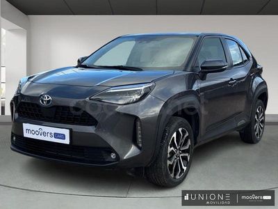 Usado Toyota Yaris Cross Active 116 CV (85 kW) 2024 Gris / plata SUV