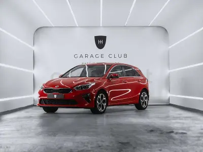 Usado Kia Ceed 116 CV (85 kW) 2019 Rojo Utilitario