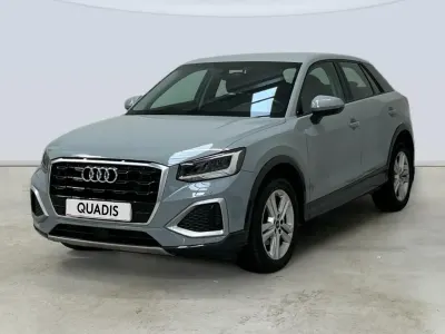 Usado Audi Q2 Advanced Plus 116 CV (85 kW) 2022 Gris SUV