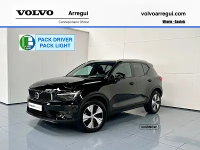 Usado Volvo XC40 Core 163 CV (119 kW) 2025 Negro SUV