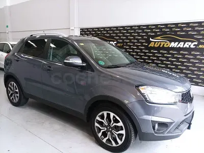 Usado SsangYong Korando 178 CV (130 kW) 2016 Gris / plata SUV