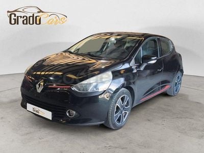 Begagnad Renault Clio IV Dynamique 90 HK (66 kW) 2013 Svart Sedan