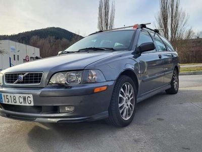 Gris Usado 2004 Volvo V40 Familiar | 4200 €