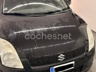 Usado Suzuki Swift GL 92 CV (67 kW) 2006 Negro Utilitario