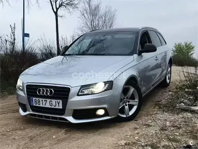 Usado Audi A4 170 CV (125 kW) 2008 Gris / plata Familiar