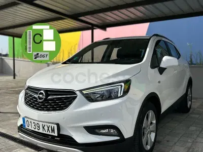Usado Opel Mokka X Innovation 140 CV (102 kW) 2019 Blanco SUV