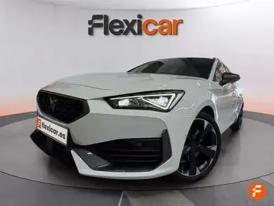 Usado Cupra Leon 150 CV (110 kW) 2023 Blanco Familiar
