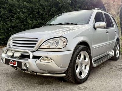 Usado Mercedes ML270 Edition 163 CV (119 kW) 2006 Gris SUV