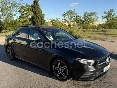 Usado Mercedes A200 156 CV (114 kW) 2019 Negro Berlina