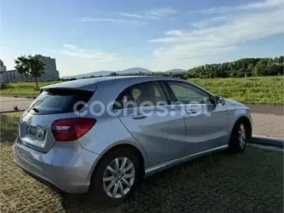 Käytetty Mercedes A200 Style 136 HP (100 kW) 2014 Harmaa Sedan