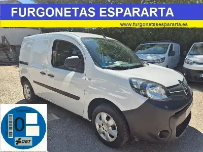 Usado Renault Kangoo 44 kW (60 CV) 2021 Blanco Monovolumen