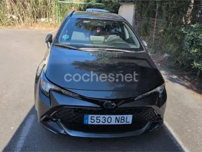 Usado Toyota Corolla Active 140 CV (102 kW) 2025 Gris / plata Familiar