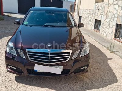 Granate Usado 2010 Mercedes E350 Berlina | 6900 € (Un poco caro)