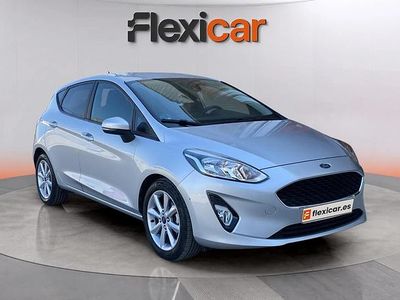 Usado Ford Fiesta Trend 101 CV (74 kW) 2019 Gris Utilitario