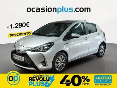 Usado Toyota Yaris Hybrid Active 100 CV (73 kW) 2018 Gris
