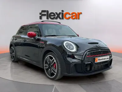 Käytetty Mini Cooper S 178 HP (130 kW) 2022 Musta Viistoperä