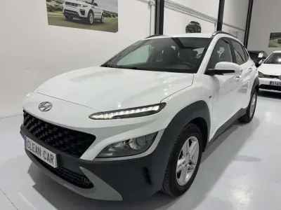 Usado Hyundai Kona 120 CV (88 kW) 2022 Blanco SUV