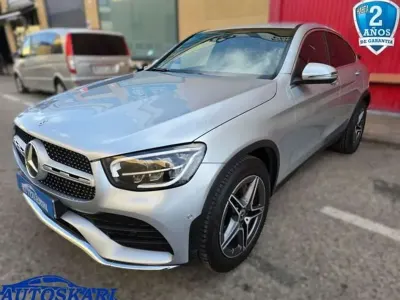Usado Mercedes GLC220 194 CV (142 kW) 2021 Gris / plata SUV