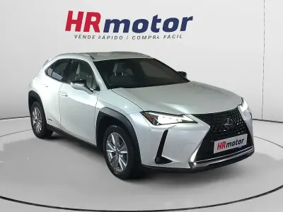 Usado Lexus UX 250h Business Edition 184 CV (135 kW) 2022 Blanco SUV