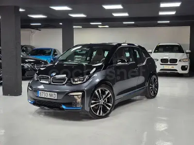 Usado BMW i3 Comfort Edition 184 CV (135 kW) 2018 Gris / plata Utilitario